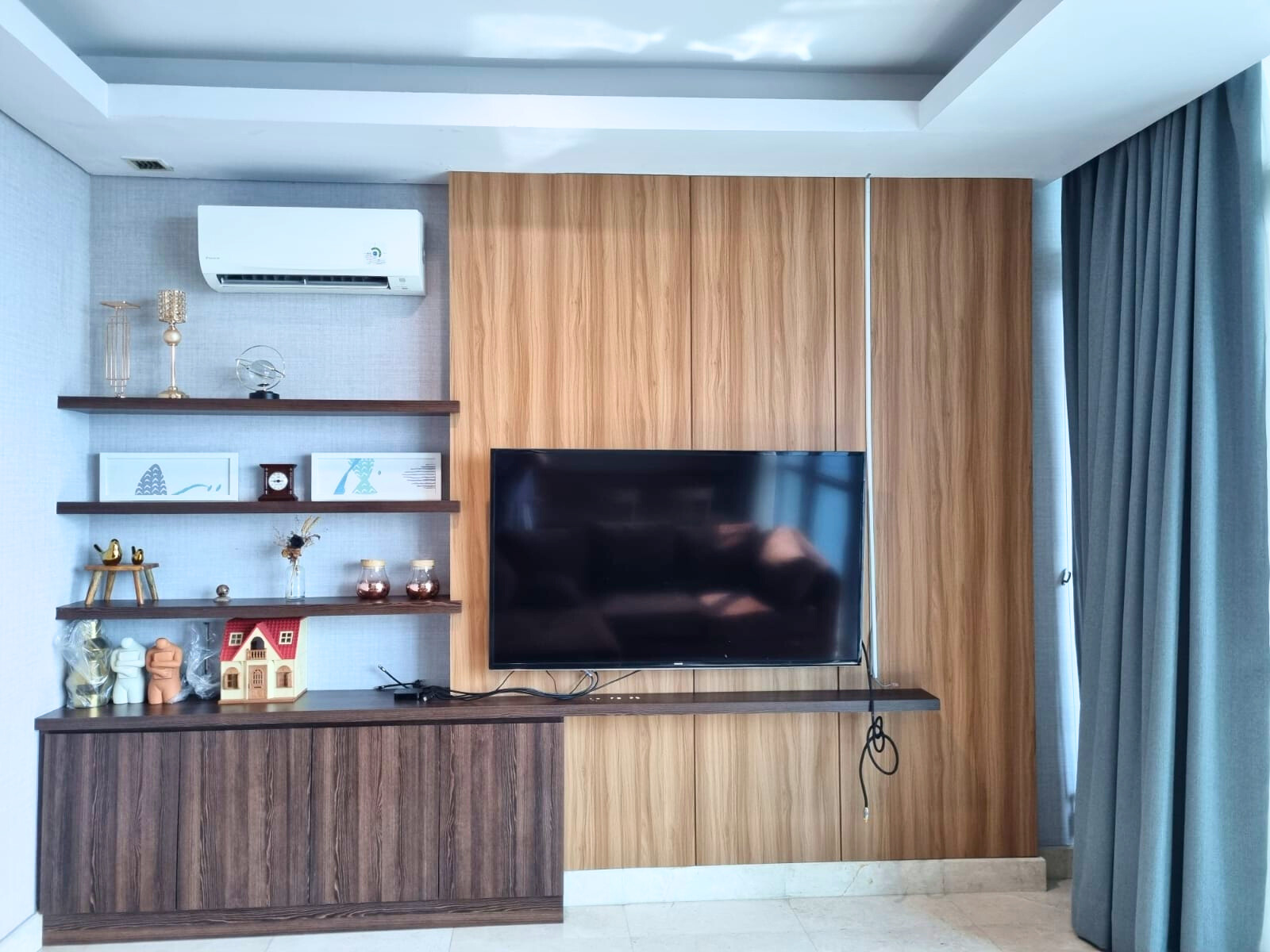 Dijual Apartemen Windsor Puri Indah View City 2BR Full Furnished