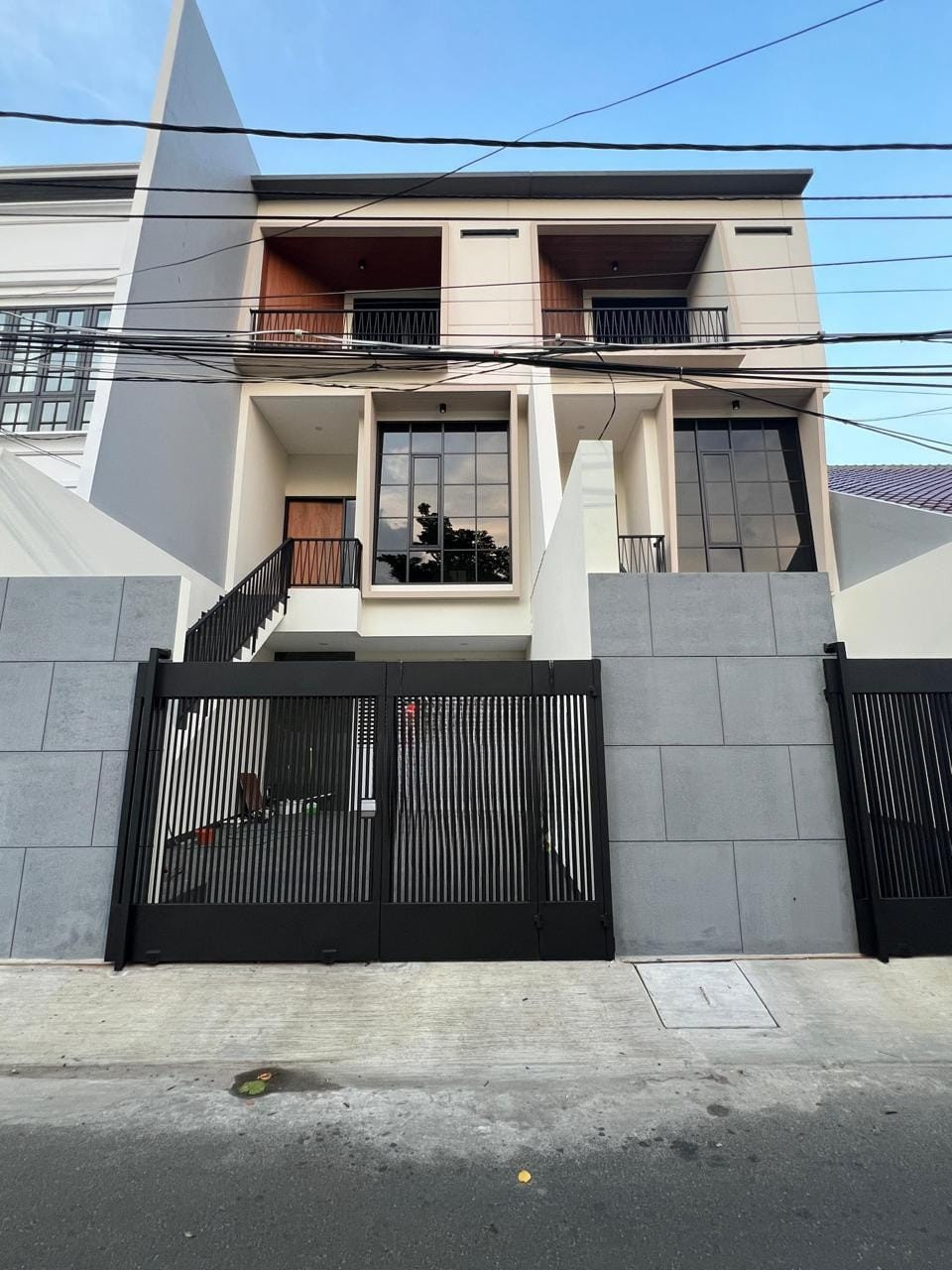 Dijual Rumah Brand New Siap Huni Di Tomang Jakarta Barat