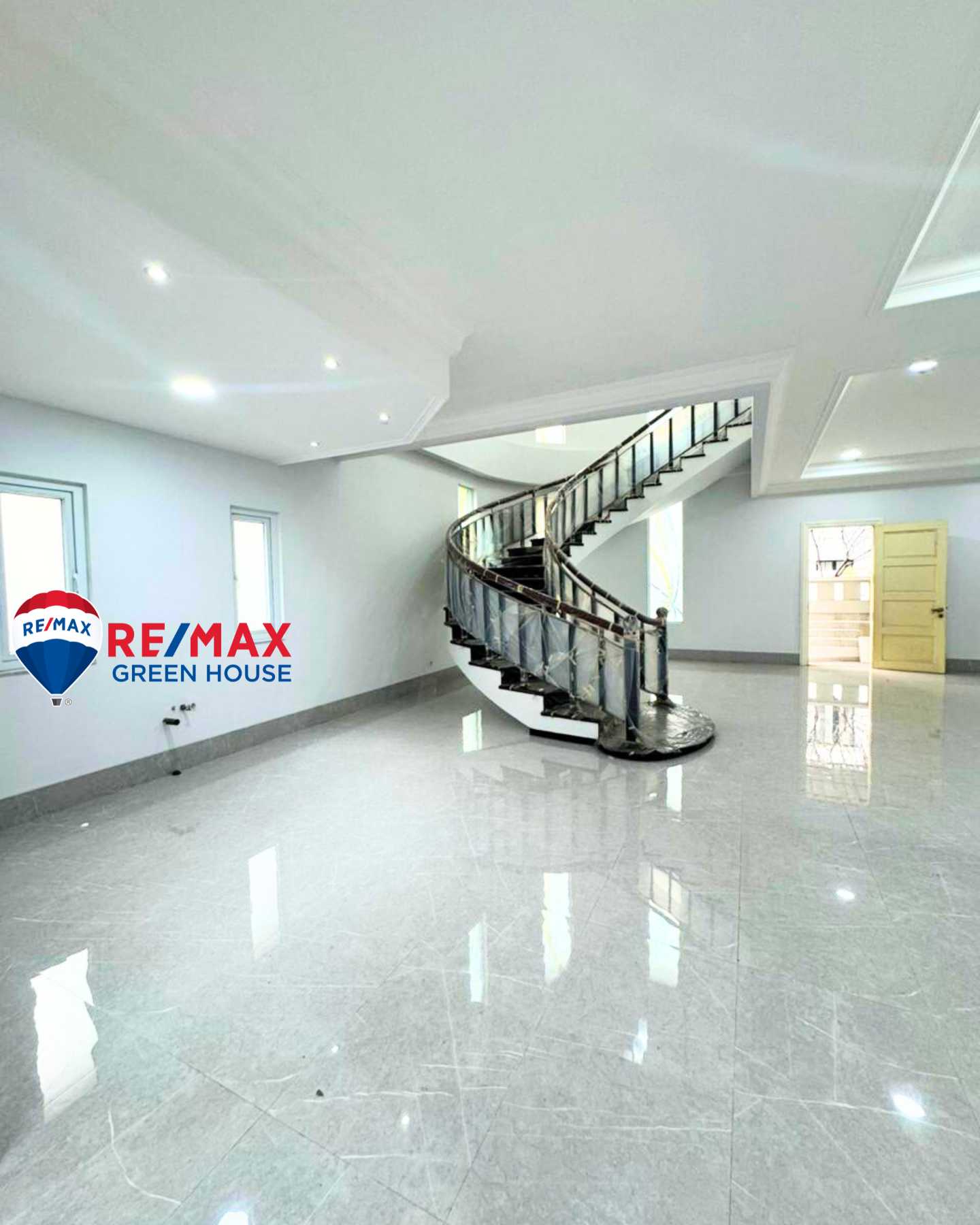 Dijual Rumah Mewah Di Boulevard Puri Media Jakarta Barat