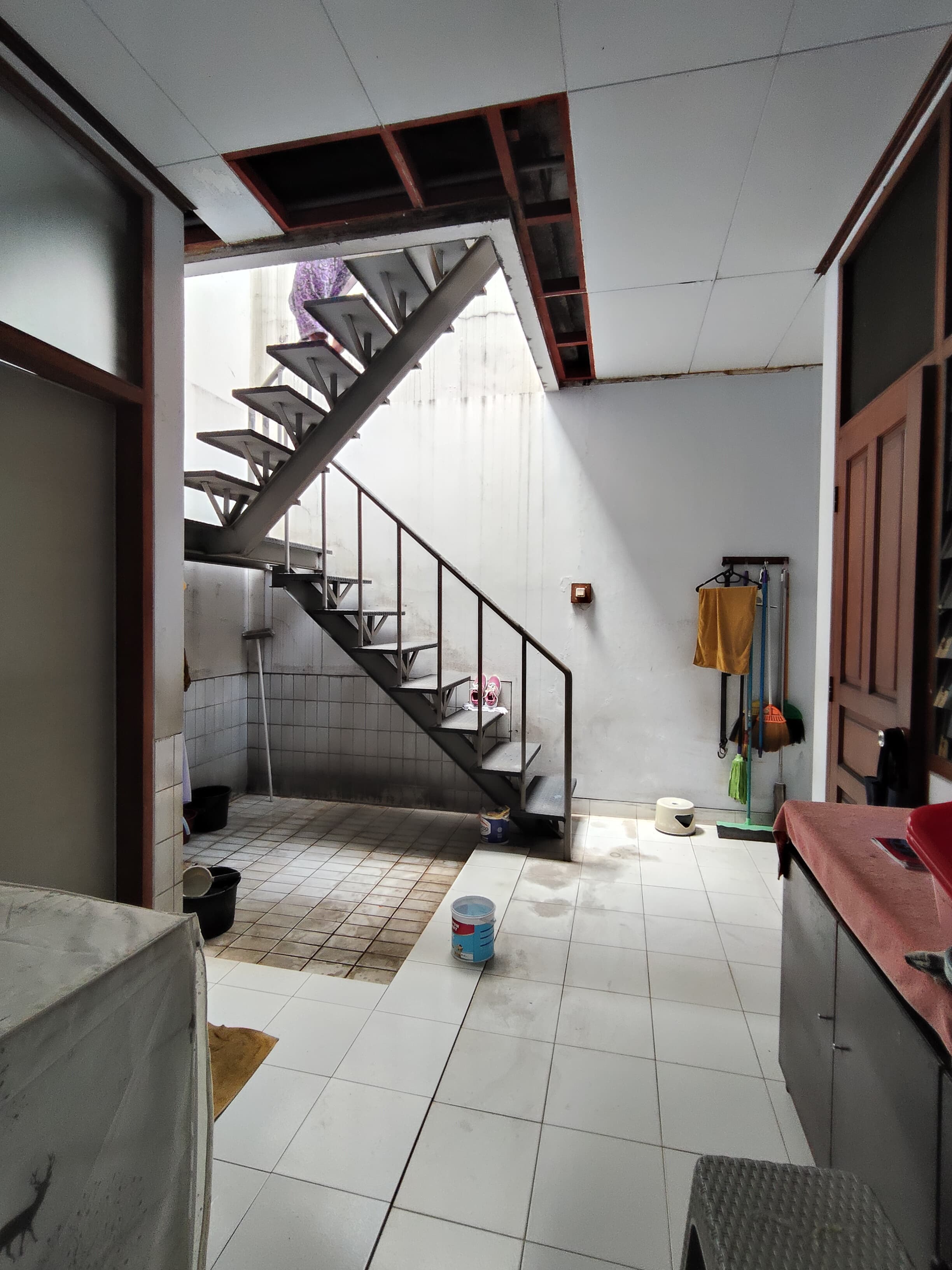 Dijual Rumah Siap Huni Di Puri Indah Posisi Hook