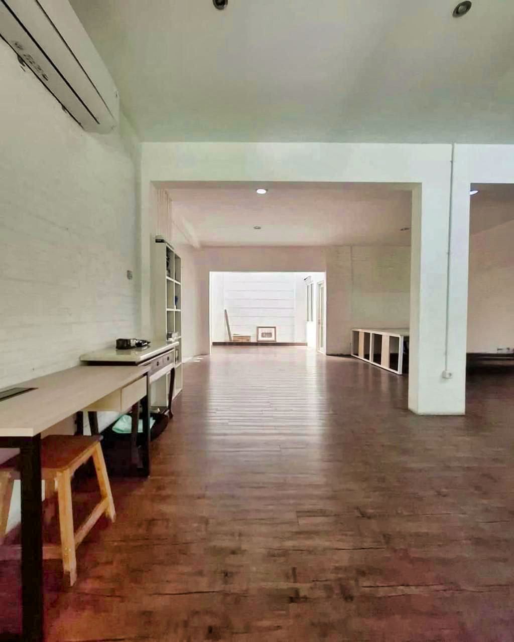 Dijual Rumah Mewah Di Senayan Jakarta Selatan