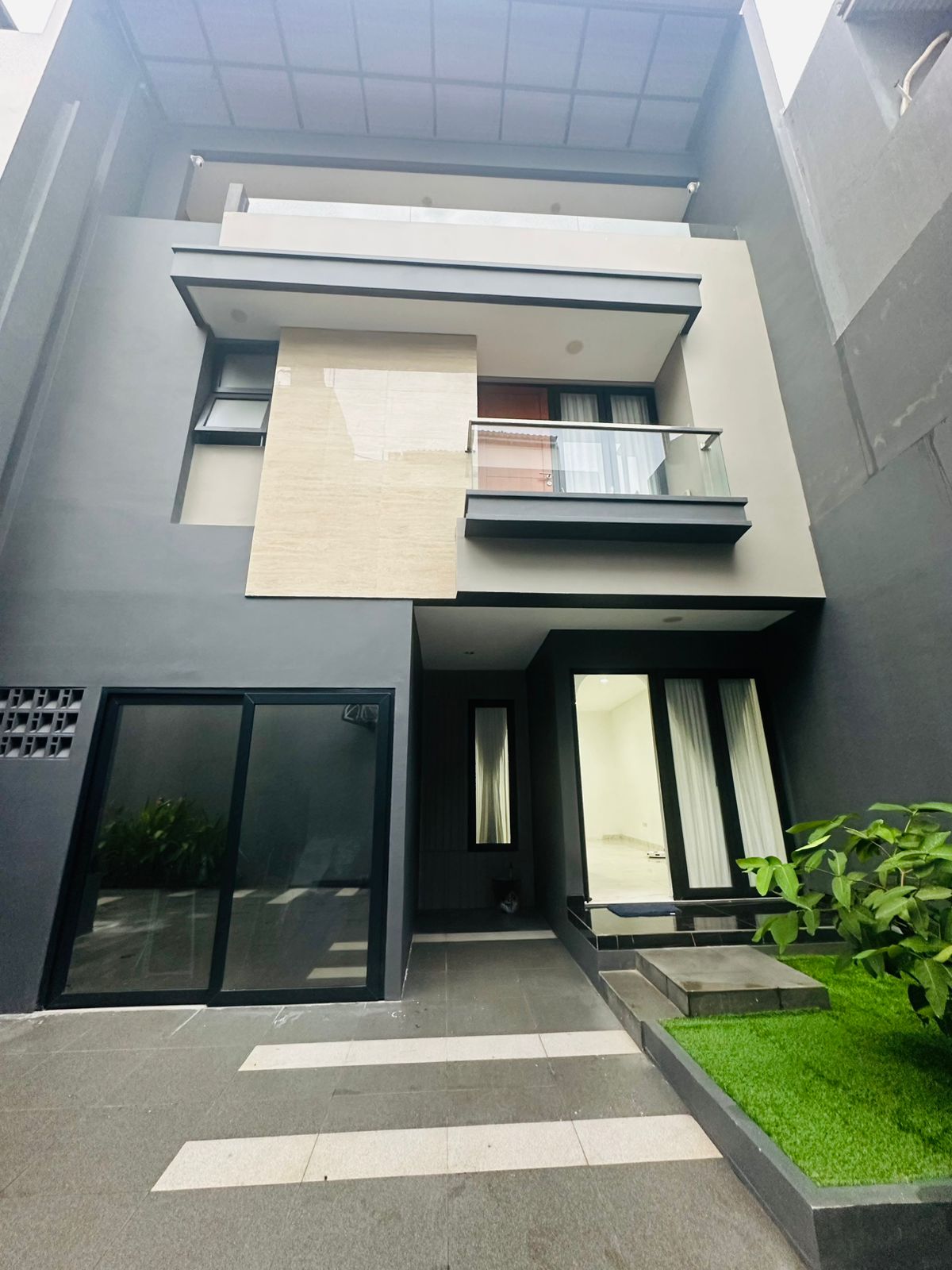 Dijual Rumah BU Brand New Di Grand Trevista Residence Kebon Jeruk