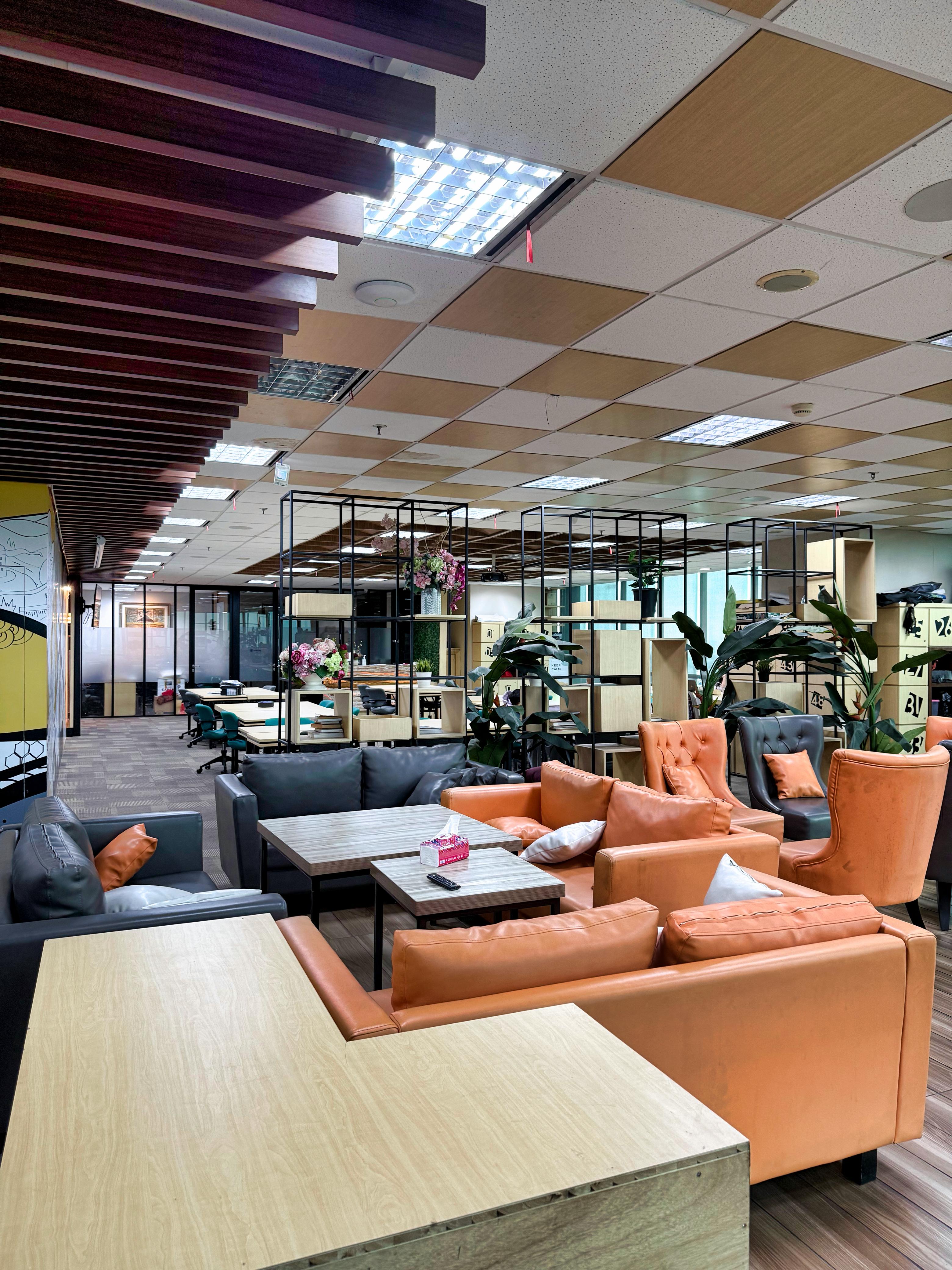 Dijual Office ST Moritz Puri Indah Jakarta Barat