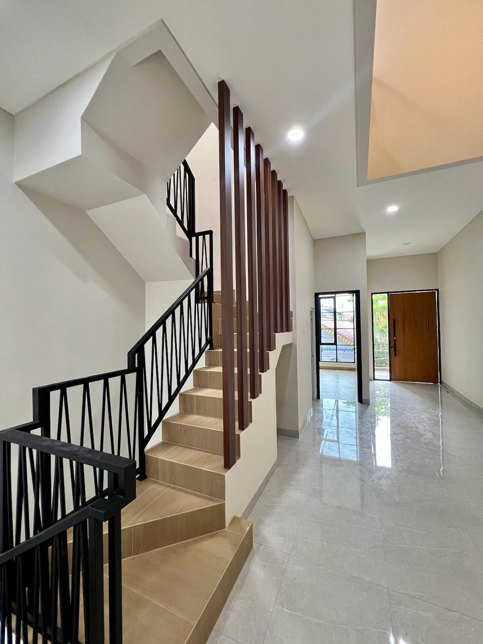 Dijual Rumah Brand New Siap Huni Di Tomang Jakarta Barat