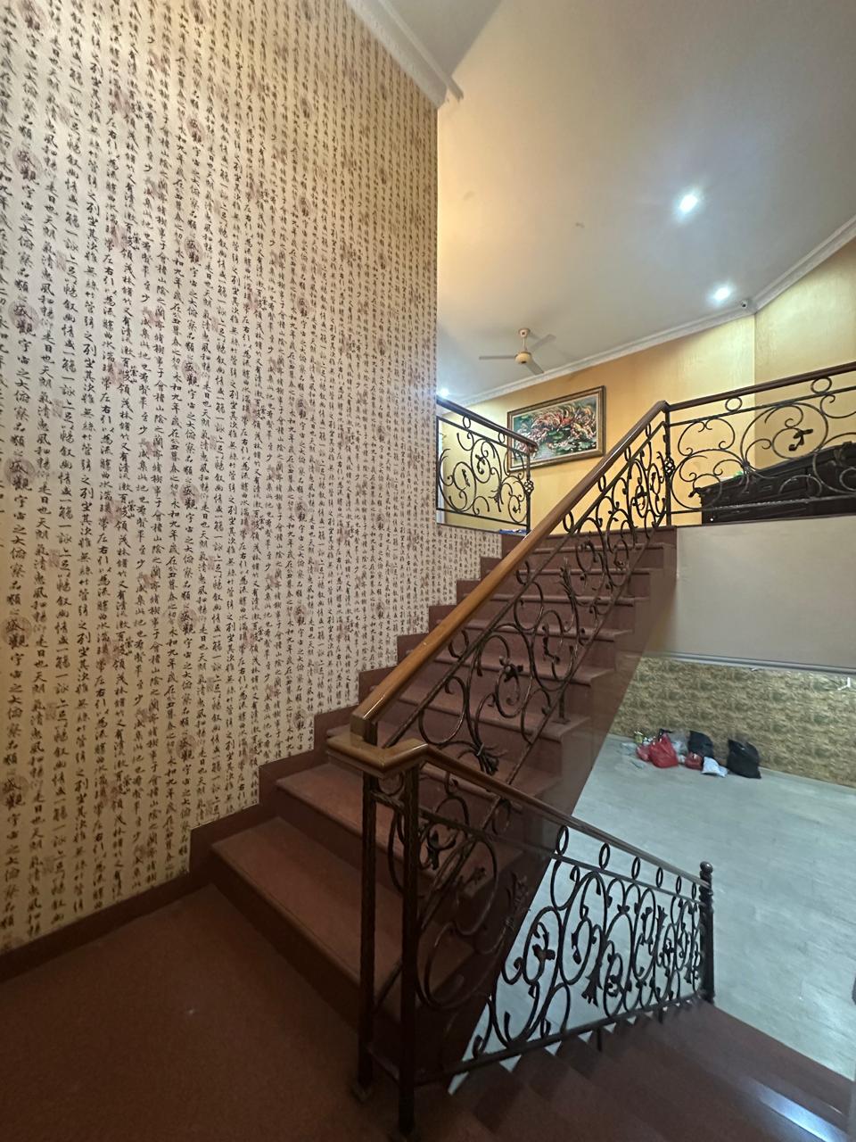 Dijual Rumah Hook Di Puri Indah Jakarta Barat