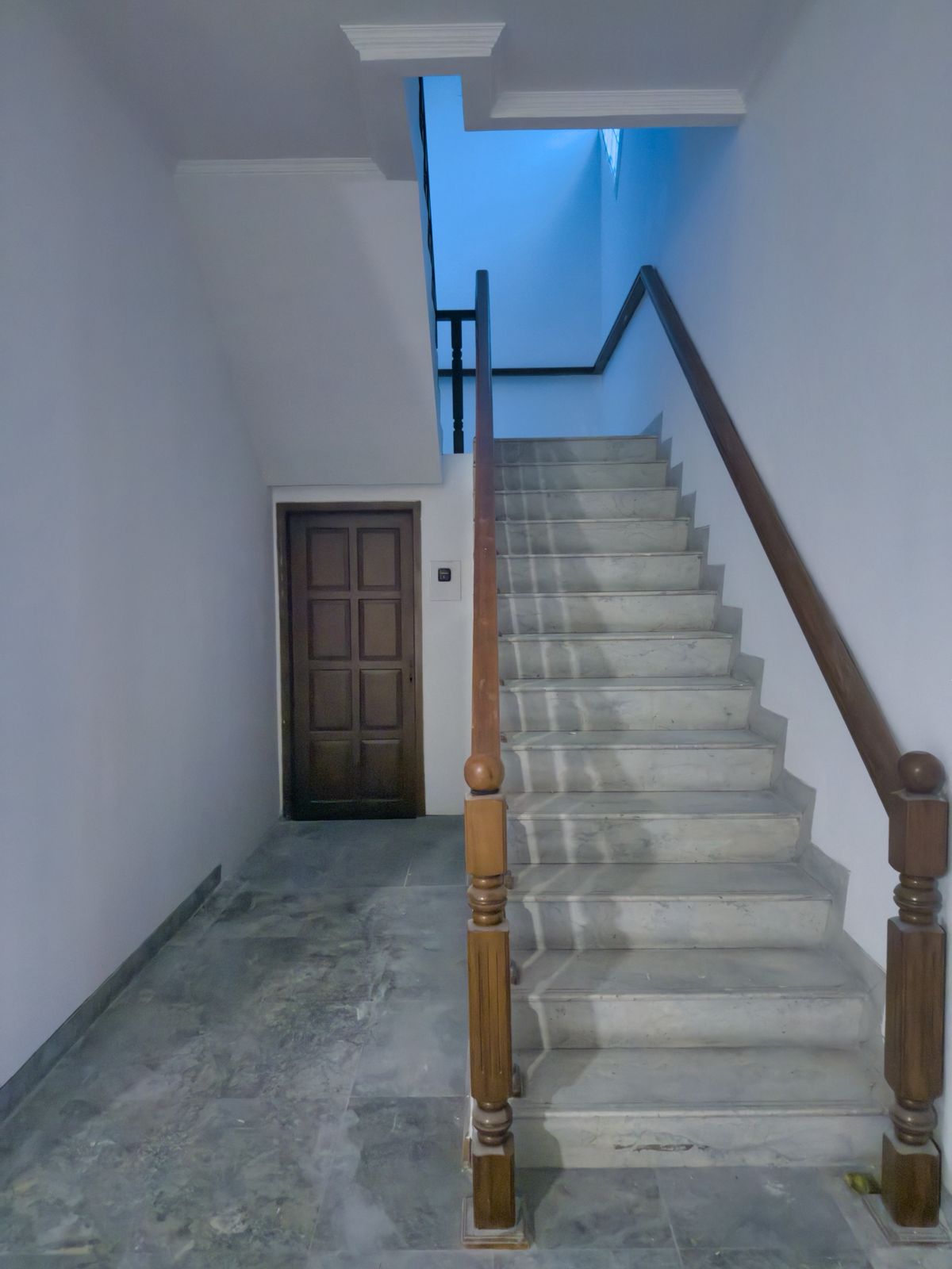 Sewa Rumah Di Boulevard Permata Buana Baru Renovasi