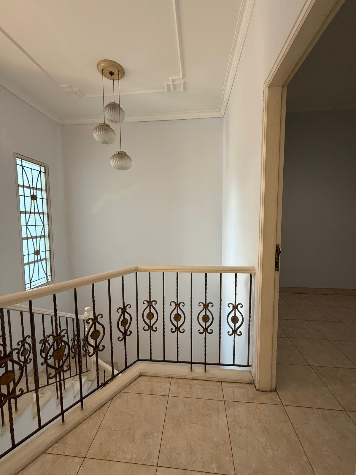 Dijual Rumah Di permata Buana Jakarta Barat