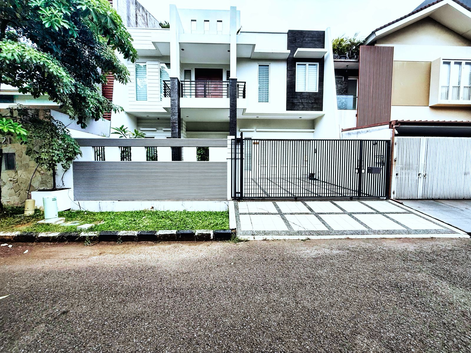 Jual Rumah Siap Huni Di Permata Buana One Gate Sistem