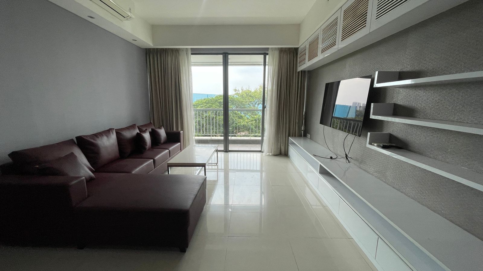 Jual Apartemen ST Moritz Tower Royal Full Furnished