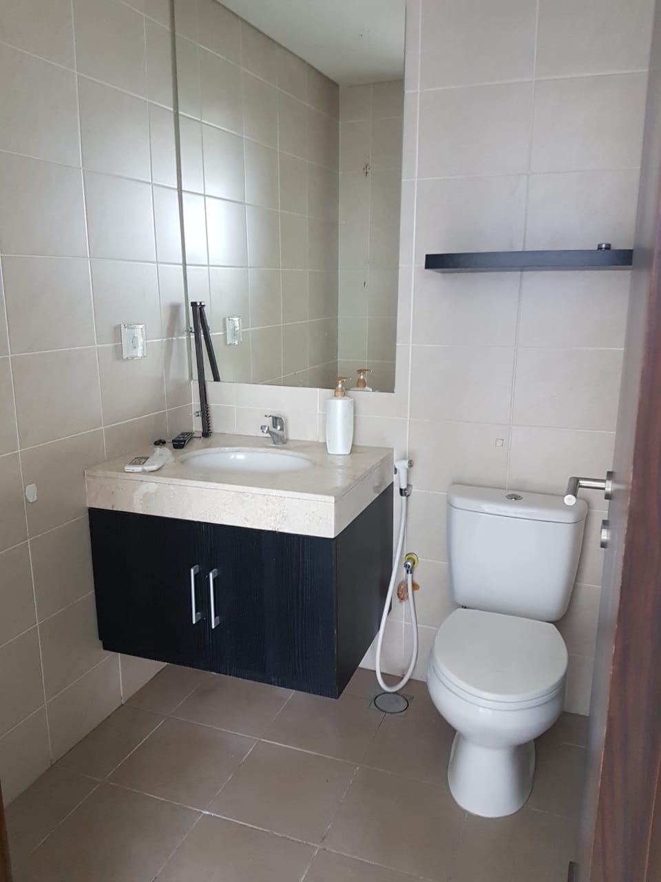 Jual Apartemen St Moritz Tower Royal Lantai Rendah