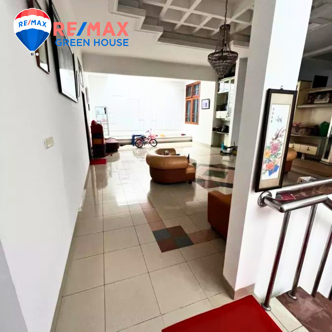 Turun Harga Dijual Bangunan Komersial Hitung Tanah Di Puri Indah Jakarta Barat