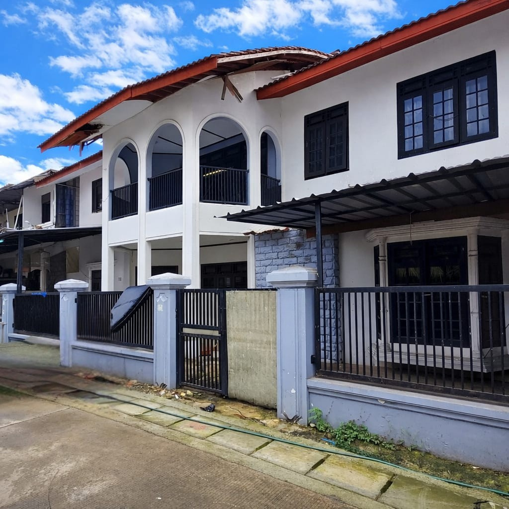 Jual Cepat Rumah Harga NJOP Di Kembangan Jakarta Barat Nempel Permata Buana