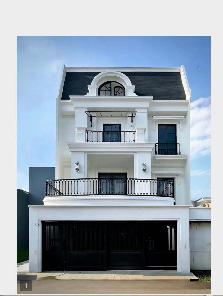 Turun Harga Dijual Rumah Brand New American Classic Di Permata Buana