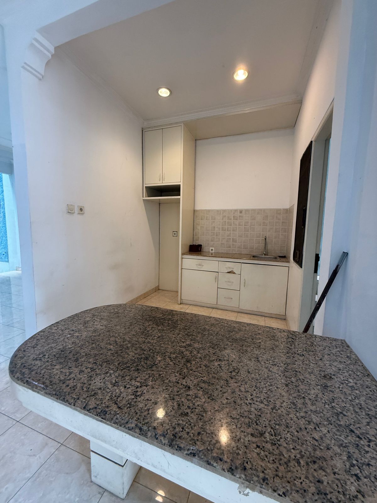 Sewa Rumah di Permata Buana Jakarta Barat