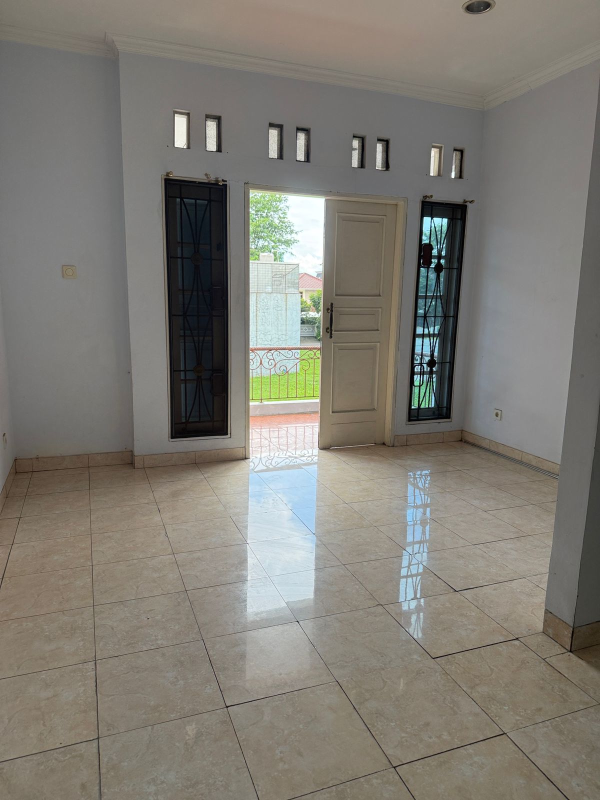 Sewa Rumah di Permata Buana Jakarta Barat