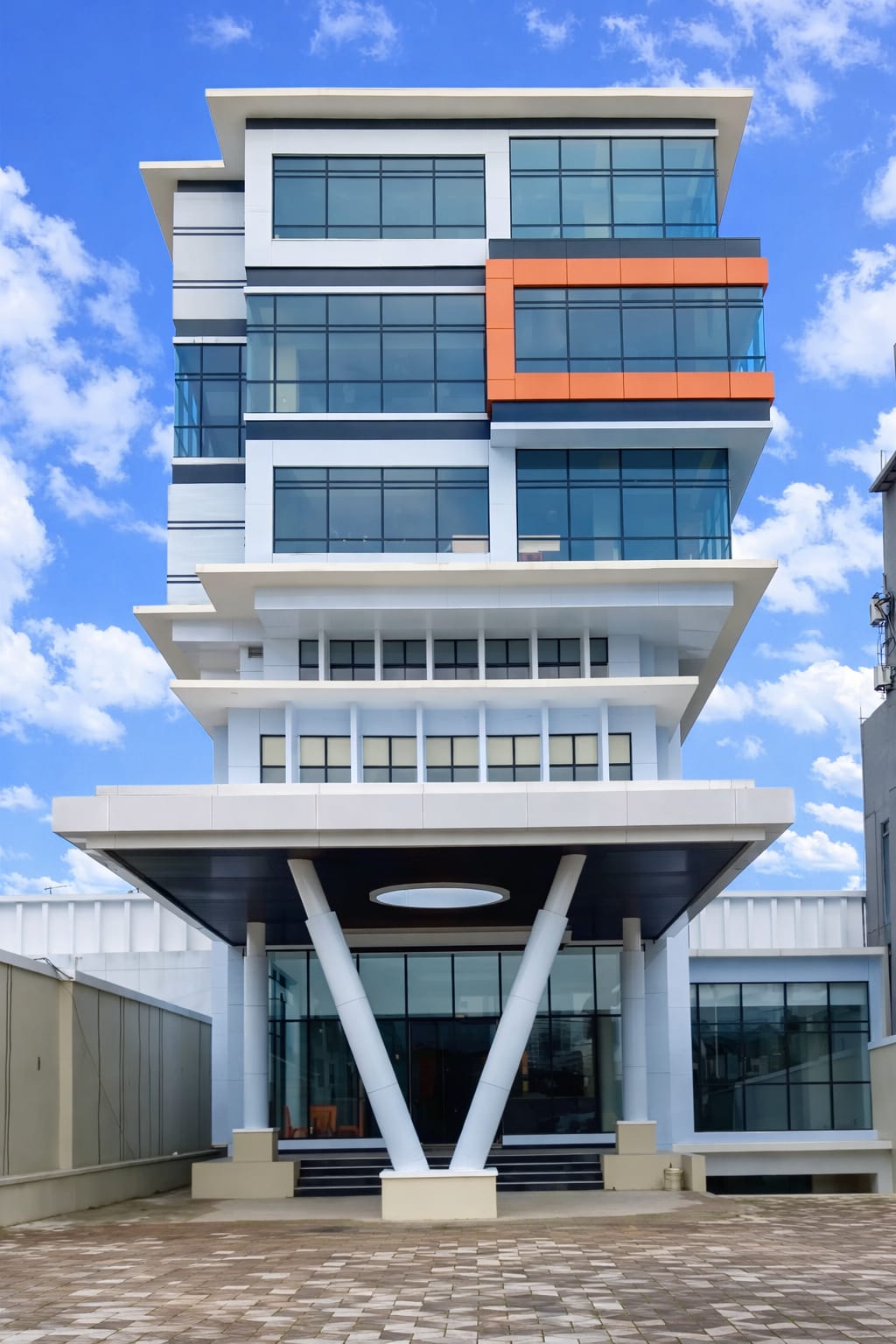 Jual Mini Building di Otista Raya Jakarta Timur