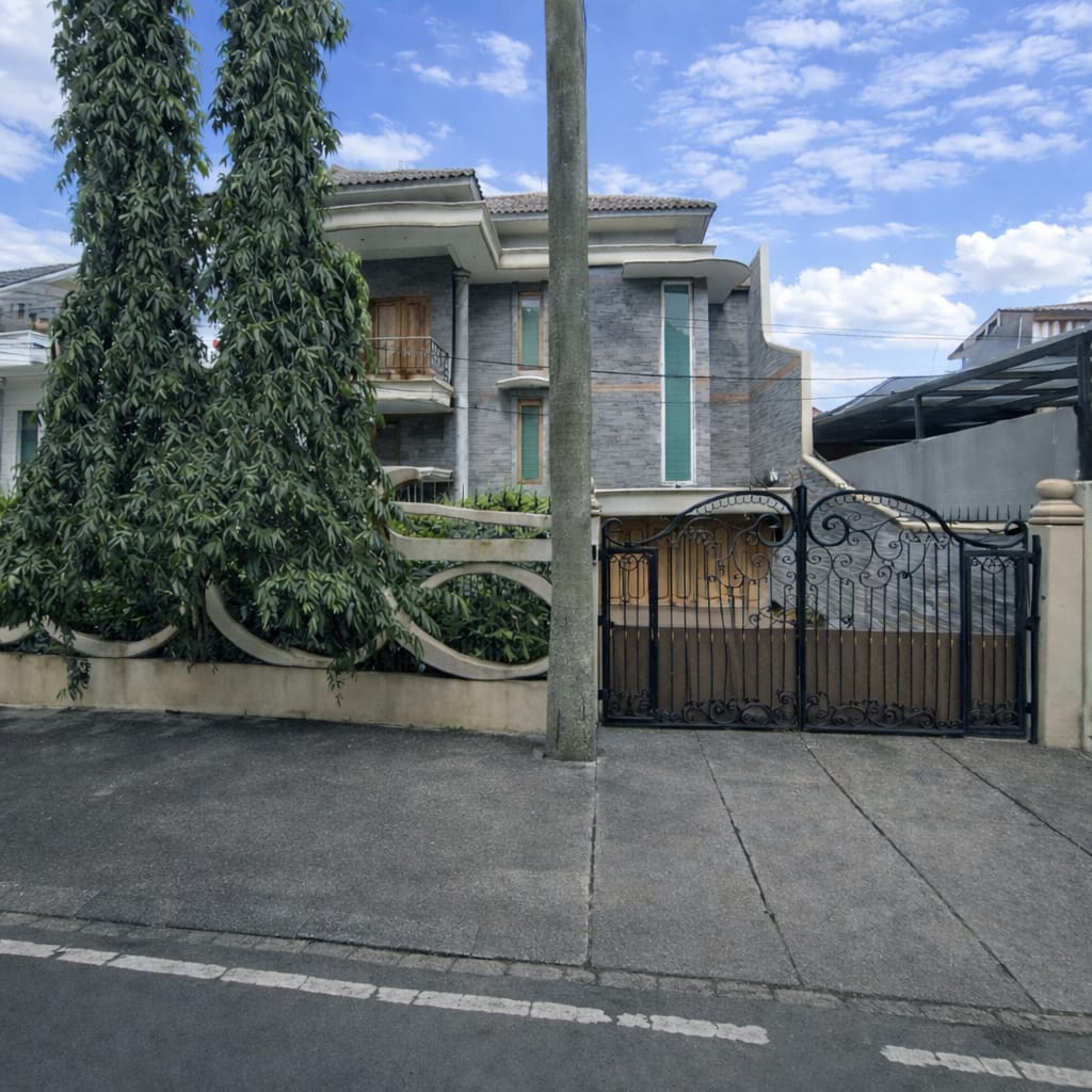 Jual Rumah Mewah Di Puri Indah Jakarta Barat