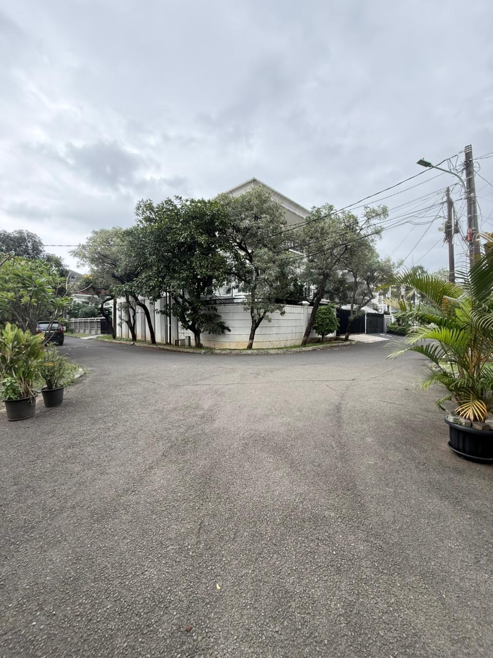 Jual Kavling Dan Rumah Tua Di Puri Indah Jakarta Barat