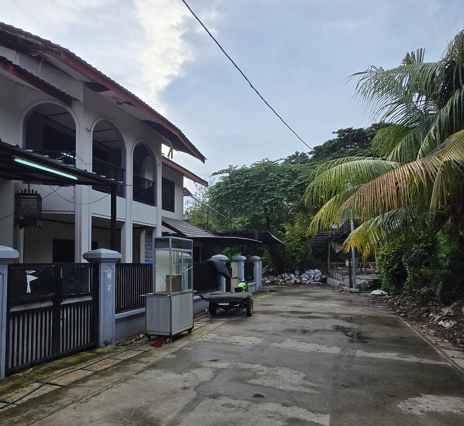 Jual Cepat Rumah Harga NJOP Di Kembangan Jakarta Barat Nempel Permata Buana