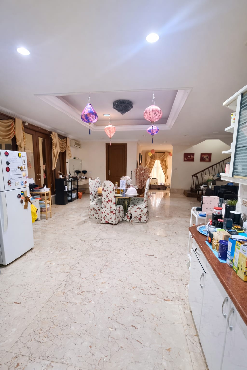 Dijual Rumah Hook Strategis Selangkah Ke Lippo Mall Puri