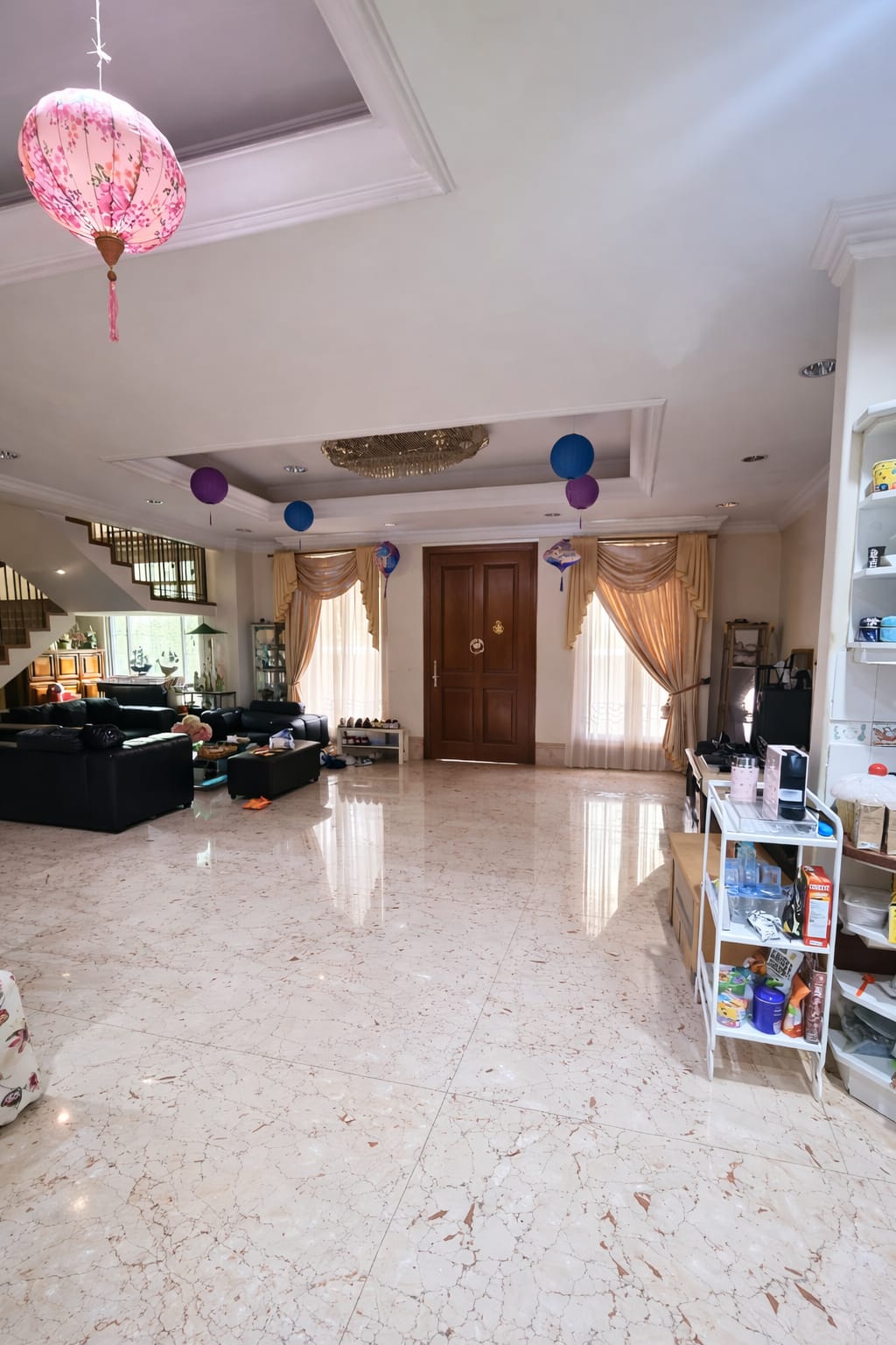 Dijual Rumah Hook Strategis Selangkah Ke Lippo Mall Puri