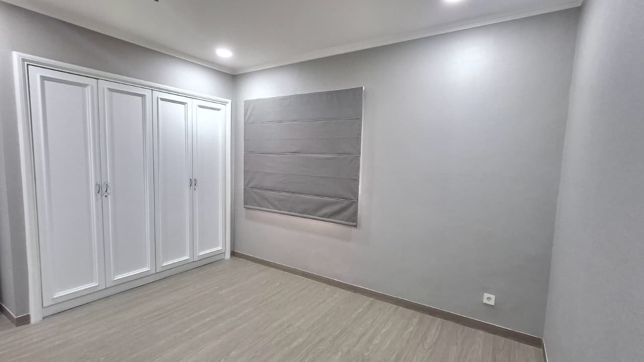 Disewakan Apartemen Kedoya Elok 3+1BR Baru Renovasi