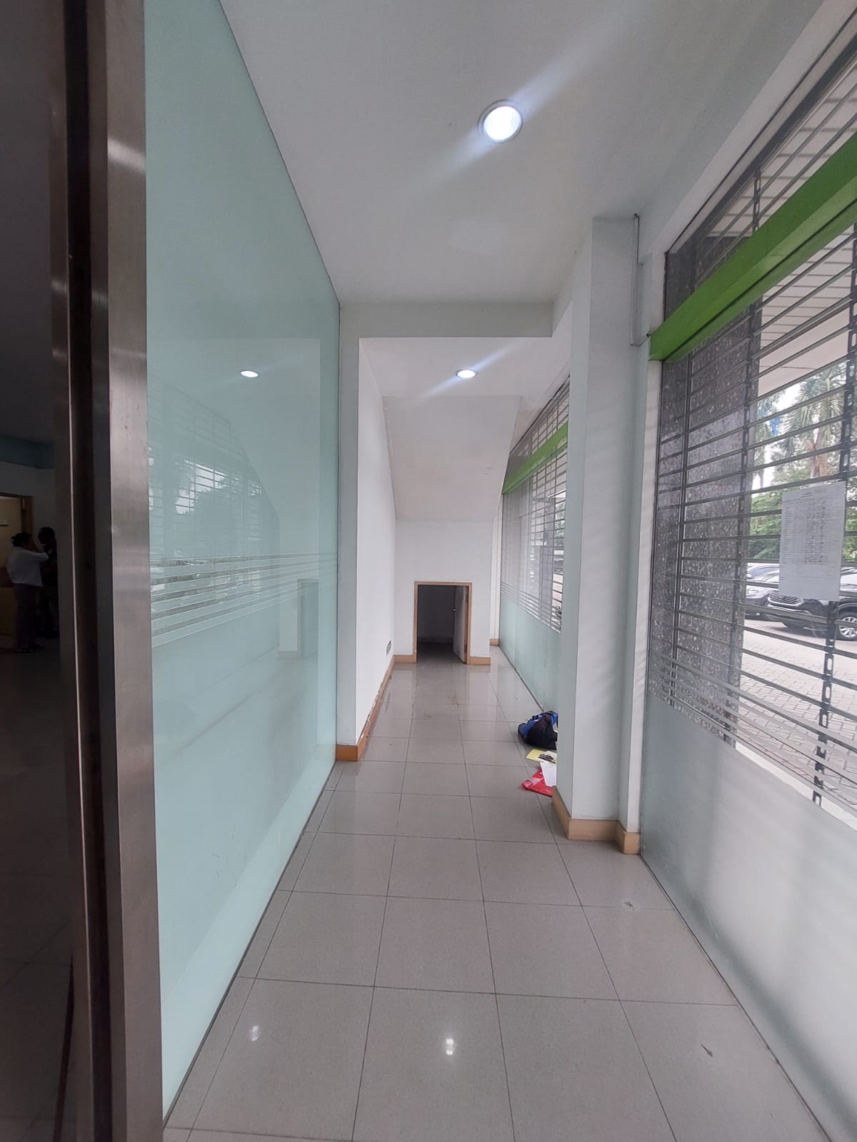 Disewakan Ruko Gandeng 3 Di Puri Kencana Jakarta Barat