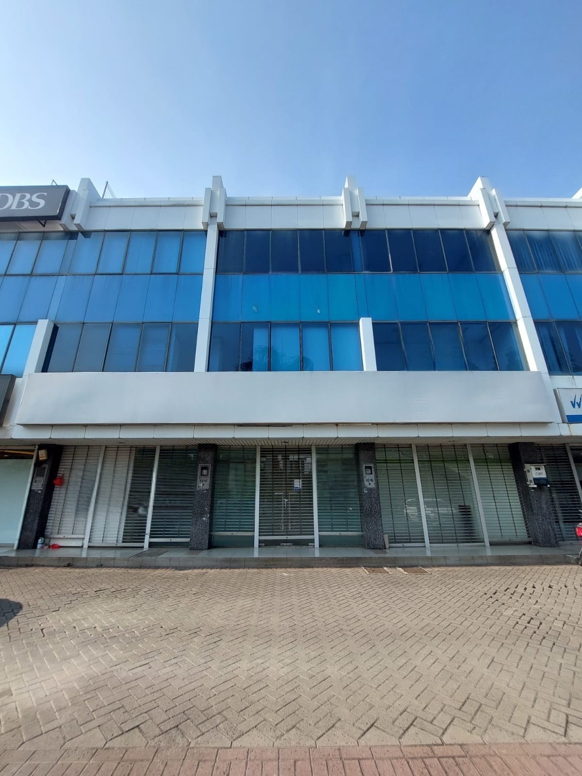 Disewakan Ruko Gandeng 3 Di Puri Kencana Jakarta Barat