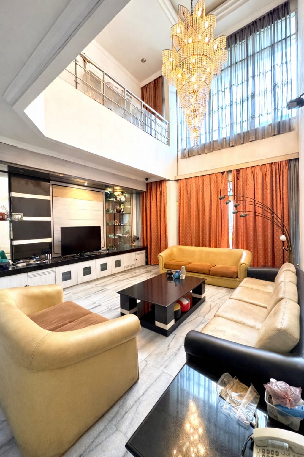 Disewakan Rumah Hook Di Intercon Jakarta Barat