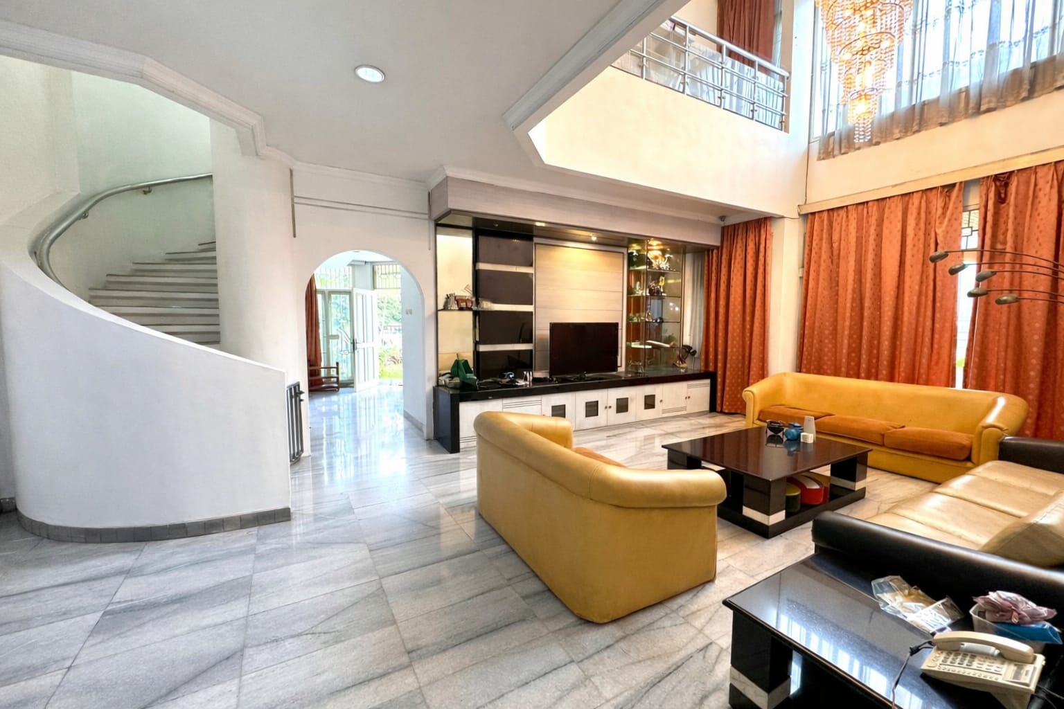 Disewakan Rumah Hook Di Intercon Jakarta Barat